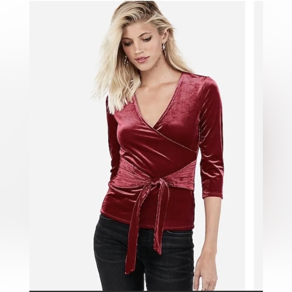 NWT Express Ribbed Velvet Wrap Front Tie Red Small